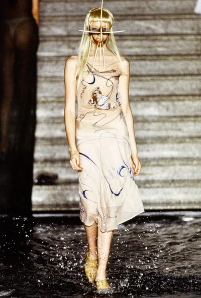 Look 15
